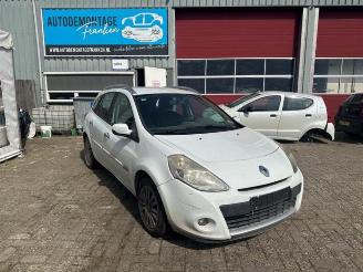 Auto da rottamare Renault Clio Clio III Estate/Grandtour (KR), Combi, 2007 / 2014 1.2 16V 75 2012/2