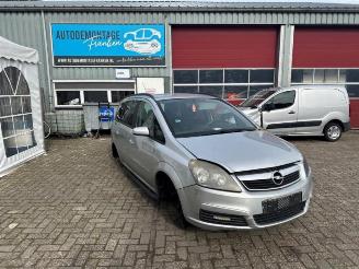 Vrakbiler auto Opel Zafira Zafira (M75), MPV, 2005 / 2015 1.6 16V 2006/11