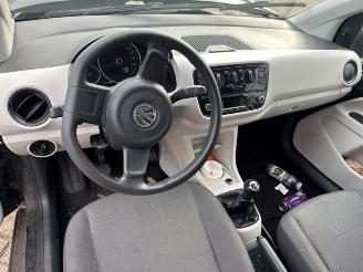 Volkswagen Up! Up! (121), Hatchback, 2011 1.0 12V 75 picture 4