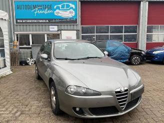 Sloopauto Alfa Romeo 147 147 (937), Hatchback, 2000 / 2010 1.6 Twin Spark 16V 2005/8