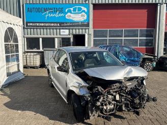 Auto da rottamare Volkswagen Polo Polo V (6R), Hatchback, 2009 / 2017 1.2 TDI 12V BlueMotion 2011