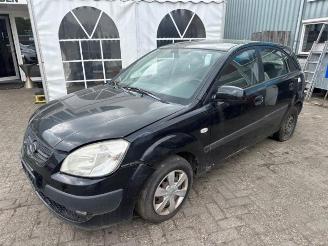 Kia Rio Rio II (DE), Hatchback, 2005 / 2011 1.4 16V picture 3