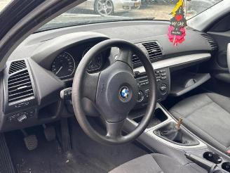 BMW 1-serie 1 serie (E87/87N), Hatchback 5-drs, 2003 / 2012 116i 1.6 16V picture 4