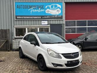Uttjänta bilar auto Opel Corsa Corsa D, Hatchback, 2006 / 2014 1.4 16V Twinport 2009/9