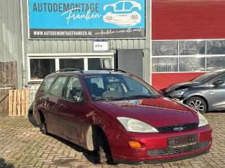 Salvage car Ford Focus Focus 1 Wagon, Combi, 1998 / 2004 1.6 16V 1999/10