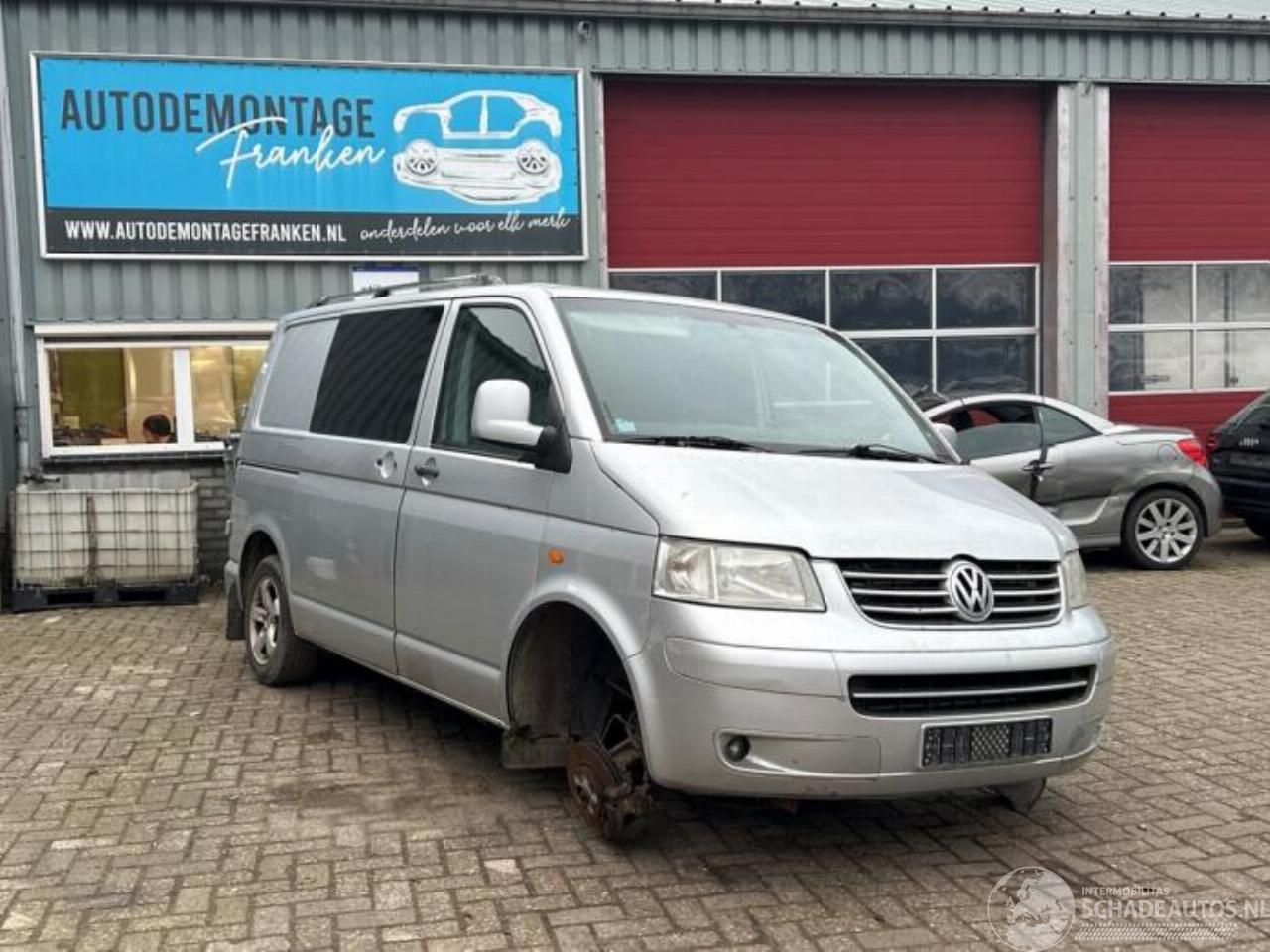 Volkswagen Transporter Transporter T5, Van, 2003 / 2015 2.5 TDi