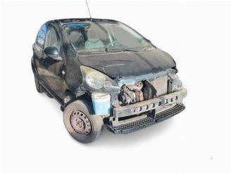disassembly passenger cars Toyota Aygo Aygo (B10), Hatchback, 2005 / 2014 1.0 12V VVT-i 2010/3