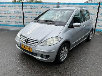 ojeté vozy osobní automobily Mercedes A-klasse 170 Elegance 2005/8
