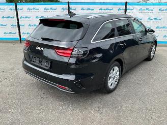 Kia Ceed 1.5 Sportswagon picture 3