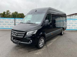 Vaurioauto  commercial vehicles Mercedes Sprinter 319 KA L4H2 2024/12