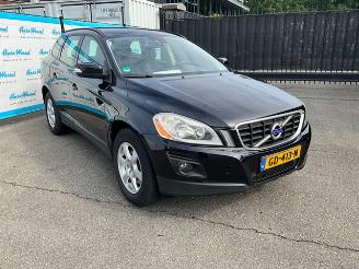 Schadeauto Volvo Xc-60 2.4 Momentum 2009/6