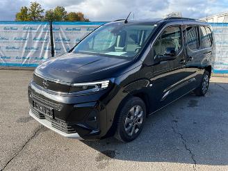 krockskadad bil auto Opel Combo 1.5 Life 7P L2 2024/4
