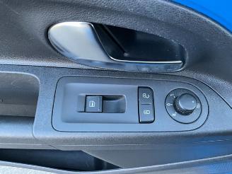Volkswagen Up! 1.0 BlueMotion Cup picture 10