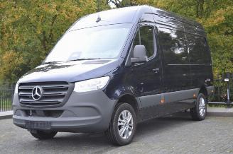 okazja samochody ciężarowe Mercedes Sprinter 317 L2H2 Automaat | 3,5t Trekhaak | Cruise | Camera | Stoelverw. | MBUX | BPM Vrij 2024/12