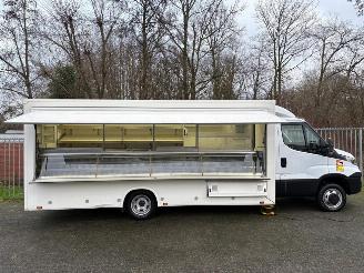 ocasión vehículos comerciales Iveco Daily Marktwagen Verkaufwagen Motor + Getriebe OK 2015/11