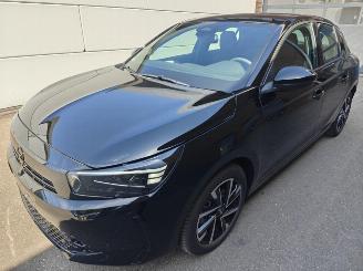 škoda osobní automobily Opel Corsa GS. Hybrid 81 kW(110 PS). 6-Gang-Doppelkupplungsgetriebe (eDCT) 2025/11