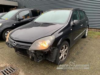 Coche siniestrado Opel Astra Astra H (L48), Hatchback 5-drs, 2004 / 2014 1.6 16V Twinport 2005/8