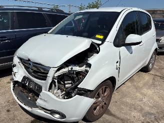 uszkodzony samochody osobowe Opel Agila  2010/12