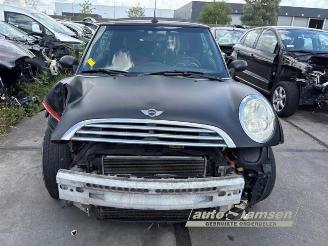 Mini Mini Mini Open (R52), Cabrio, 2004 / 2008 1.6 16V Cooper picture 2