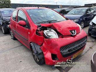 Uttjänta bilar auto Peugeot 107 107, Hatchback, 2005 / 2014 1.0 12V 2011/11