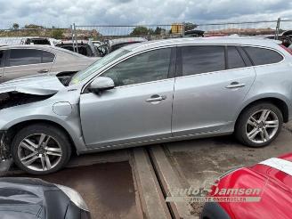 Volvo V-60 V60 I (FW/GW), Combi, 2010 / 2018 2.4 D6 20V Plug-in Hybrid AWD picture 13