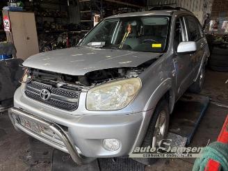 Auto da rottamare Toyota Rav-4 RAV4 (A2), Terreinwagen, 2000 / 2005 2.0 16V VVT-i 4x4 2004/5