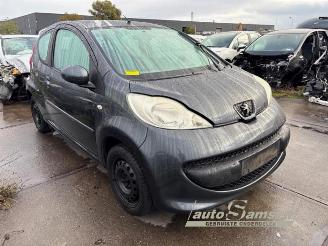 Vrakbiler auto Peugeot 107 107, Hatchback, 2005 / 2014 1.0 12V 2008/5
