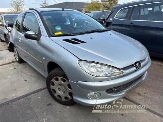Autoverwertung Peugeot 206 206 (2A/C/H/J/S), Hatchback, 1998 / 2012 1.4 XR,XS,XT,Gentry 2007/9