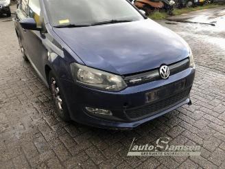 Coche siniestrado Volkswagen Polo Polo V (6R), Hatchback, 2009 / 2017 1.2 TDI 12V BlueMotion 2010/10