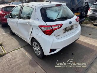 Toyota Yaris Yaris III (P13), Hatchback, 2010 / 2020 1.5 16V Hybrid picture 5