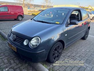 Uttjänta bilar auto Volkswagen Polo Polo IV (9N1/2/3), Hatchback, 2001 / 2012 1.4 16V 2003/11