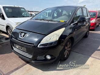 Coche siniestrado Peugeot 5008 5008 I (0A/0E), MPV, 2009 / 2017 1.6 THP 16V 2010/3