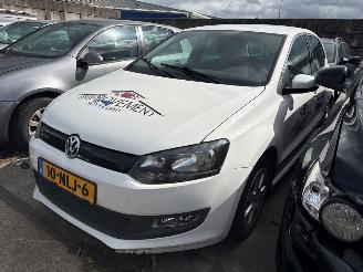 Schadeauto Volkswagen Polo Engine defect - Polo V (6R) Hatchback 2009 / 2017 - 1.2 TDI 12V BlueMotion Hatchback  Diesel 1.199cc 55kW (75pk) FWD 2009-10/2014-05  CFWA 2010/1