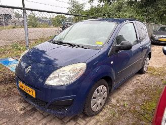 Avarii autoturisme Renault Twingo Twingo II (CN) Hatchback 3-drs 2007 / 2014 - 1.2 Hatchback 2Dr Benzine 1.149cc 43kW (58pk) FWD 2007-03/2014-09 (CN0D) D7F800; EURO4 2008/12
