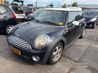 Vrakbiler auto Mini Mini Mini (R56), Hatchback, 2006 / 2013 1.6 16V Cooper 2008/4