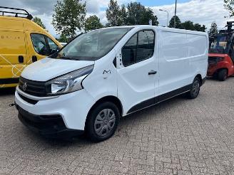 skadebil bedrijf Renault Trafic TALENTO 2.0 MJ 88KW L2H1 LANG AIRCO KLIMA EURO6 2020/6