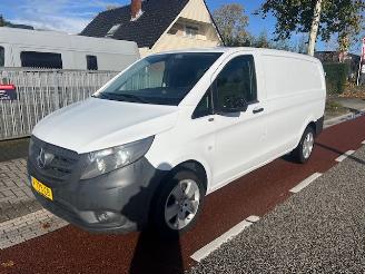 krockskadad bil bedrijf Mercedes Vito 116 2.2 CDI 120KW LANG 2015/4