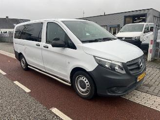 Vaurioauto  passenger cars Mercedes Vito TOURER 116 CDI 120KW AUT.  BRIEF 8 PERS. PKW LANG. 2017/3