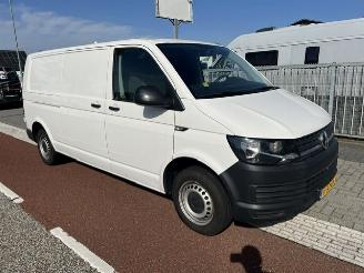 damaged commercial vehicles Volkswagen Transporter 2.0 TDI 75KW L2H1 LANG AIRCO KLIMA EURO6 2017/11