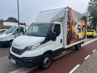 Unfall Kfz Van Iveco Daily 35S14 2.3D HIMATIC  AUTOM. KOFFER LAADKLEP LBW KLIMA 2025/8