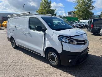 dañado vehículos comerciales Toyota Proace 2.0 D-4D 106KW LONG WORKER AIRCO KLIMA 2024/4