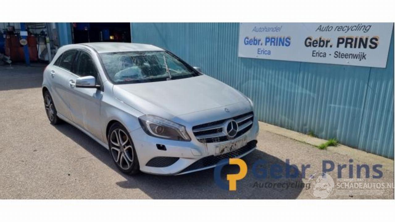 Mercedes A-klasse A (W176), Hatchback, 2012 / 2018 1.6 A-180 16V