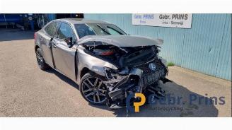 Salvage car Lexus IS IS (E3), Sedan, 2013 300h 2.5 16V 2020/4