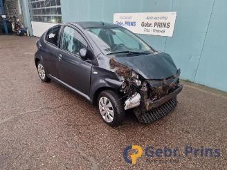 Uttjänta bilar auto Toyota Aygo Aygo (B10), Hatchback, 2005 / 2014 1.0 12V VVT-i 2012/4