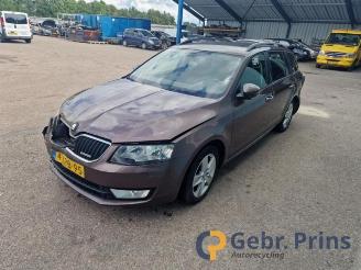 Skoda Octavia Octavia Combi (5EAC), Combi 5-drs, 2012 / 2020 1.6 TDI Greenline 16V picture 4