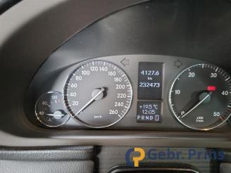 Mercedes C-klasse C (W203), Sedan, 2000 / 2007 2.2 C-200 CDI 16V picture 8