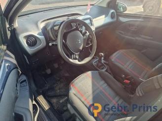 Peugeot 108 108, Hatchback, 2014 1.0 12V picture 5