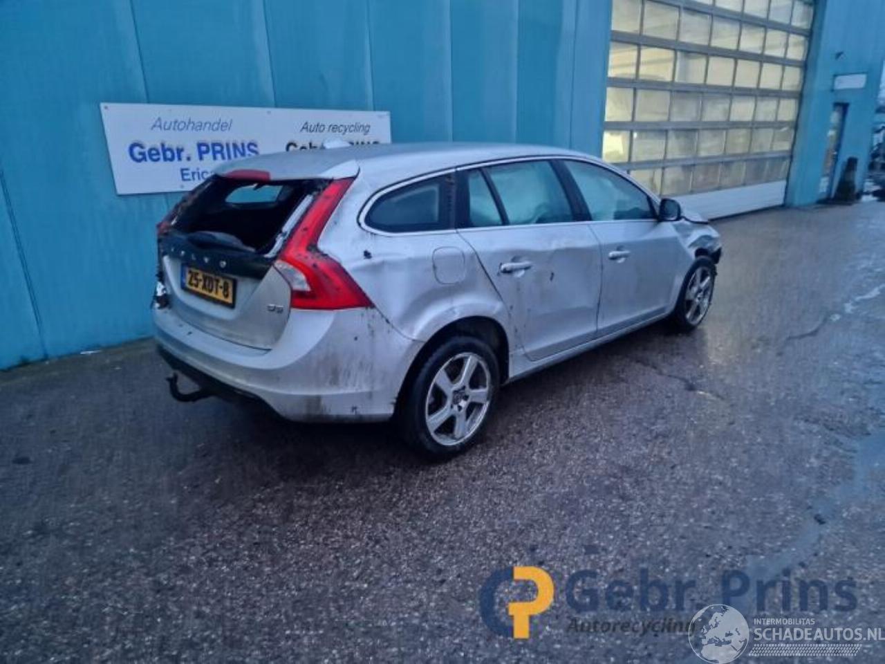 Volvo V-60 V60 I (FW/GW), Combi, 2010 / 2018 2.0 D3 20V