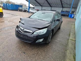 Sloopauto Opel Astra Astra J (PC6/PD6/PE6/PF6), Hatchback 5-drs, 2009 / 2015 1.4 16V ecoFLEX 2011/7