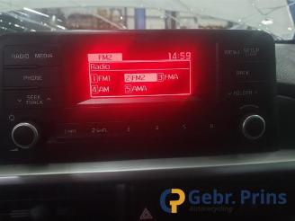 Kia Picanto Picanto (JA), Hatchback, 2017 1.0 12V picture 10